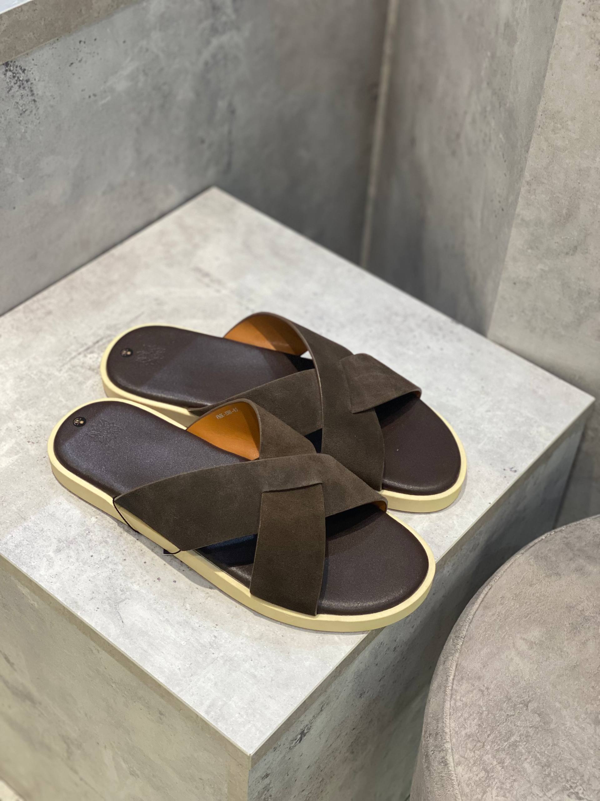 Dép Francis Mantini Nantucket Cross Strap Suede Brown - HÀNG MỚI VỀ