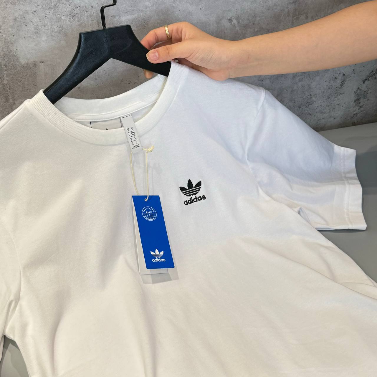 Mã 20319 - Áo thun Adidas TREFOIL ESSENTIALS TEE 'White' [ IA4872 ]