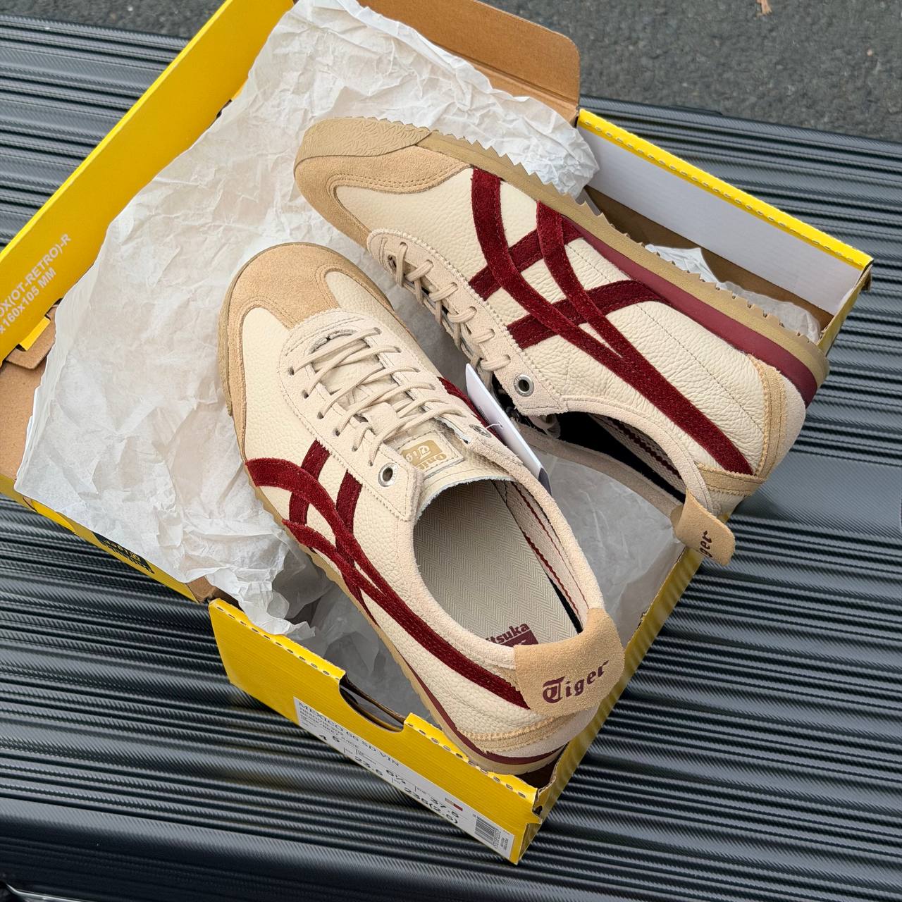 Giày Onitsuka Tiger MEXICO 66 SD ''BEIGE/BEET'' [1183C015 202]