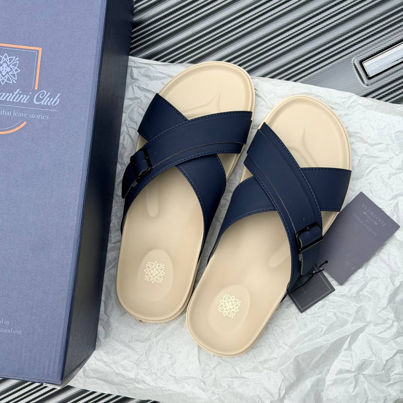 Dép Francis Mantini Darrel Premier Cross Strap Leather Navy Cream [24100NV]