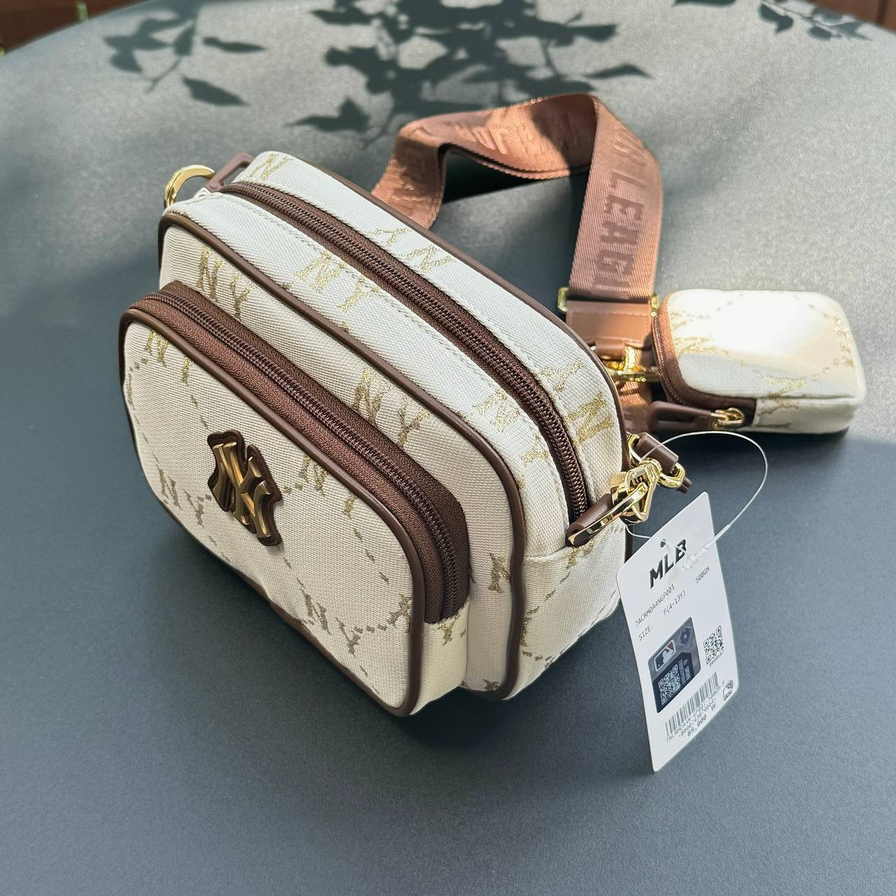 Túi MLB Monogram JQD New York Yankees ''Begie'' [7ACRMDA4 50BGM]