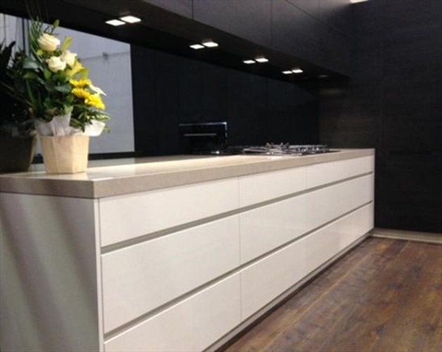 Vicostone Jura Grey BQ8437