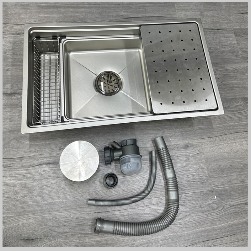 Gờ hạ bậc tích hợp giá úp bát, thớt, chậu nhỏ – tối ưu thao tác trên chậu rửa NK7645