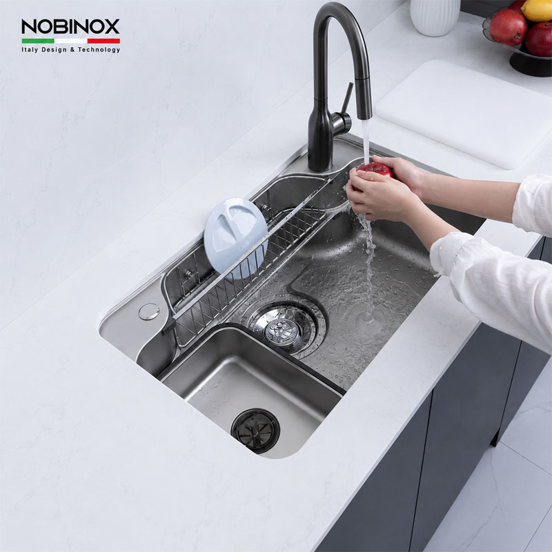 Hình ảnh lắp đặt thực tế chậu rửa bát Nobinox NL780 tại chung cư Hà Nội