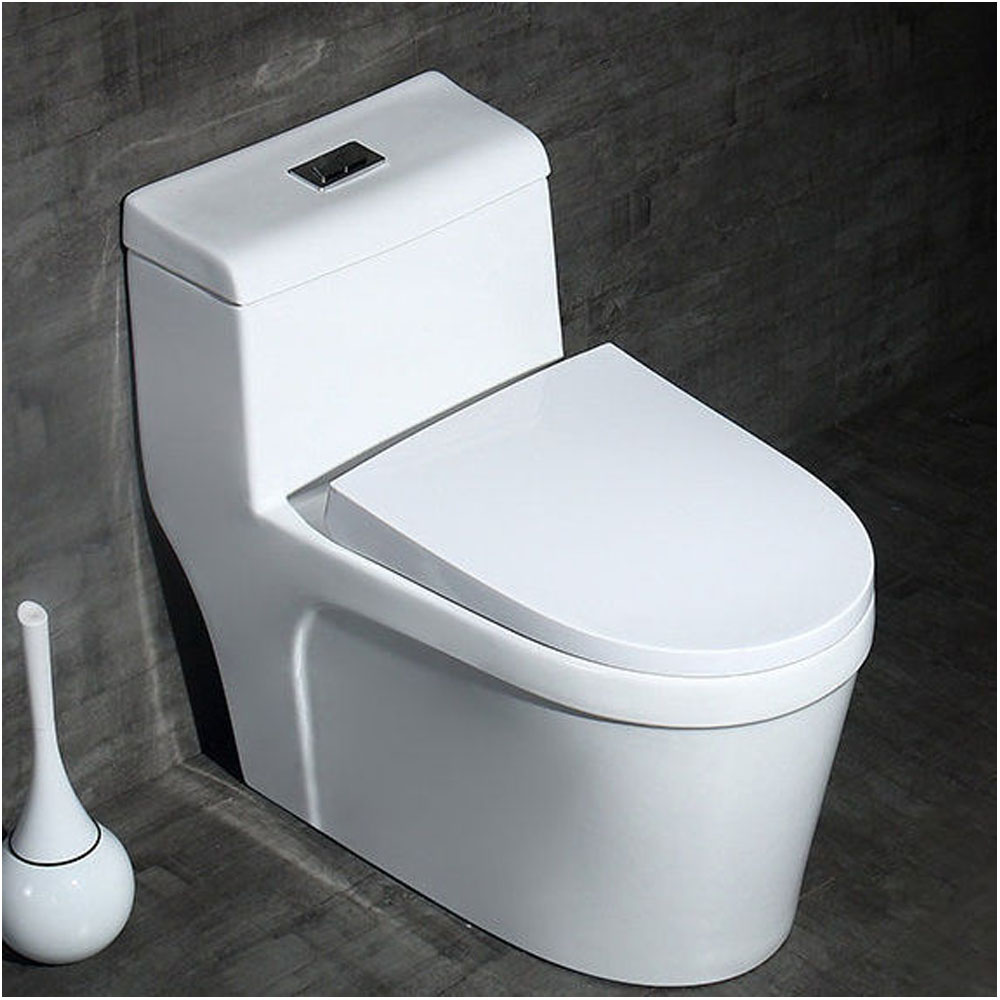 Bề mặt men sứ Nano tuyết chống bám bẩn kháng khuẩn của bồn cầu liền khối SKL38