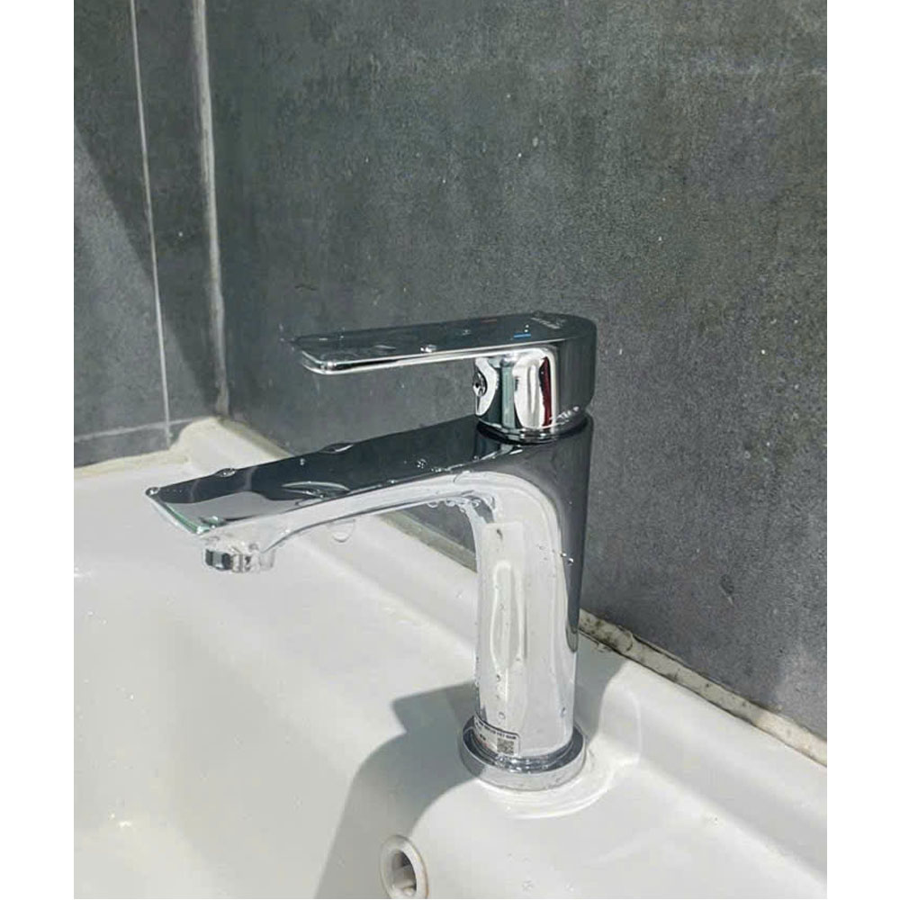 Vòi chậu Lavabo nóng lạnh thân đồng mạ Crom 3 lớp thiết kế sang trọng