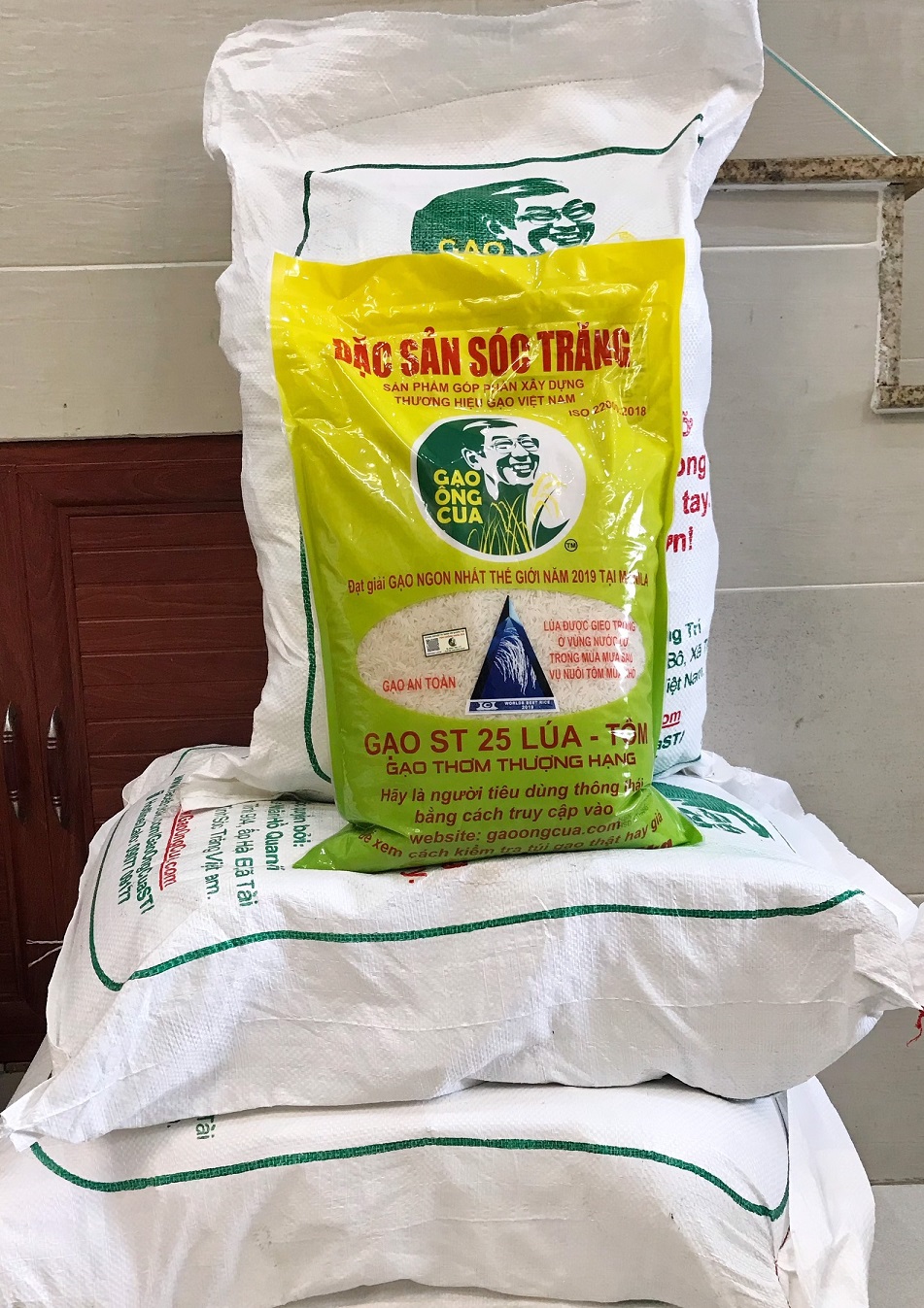 Bao 25 kg Gạo ST25 Lúa Tôm Hồ Quang Cua đặc sản sóc Trăng túi 5kg / Combo 2 túi Gạo ST25 lúa tôm túi 5kg