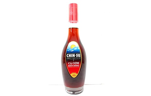 Nước mắm CHINSU cá cơm biển đông chai thủy tinh 500ml