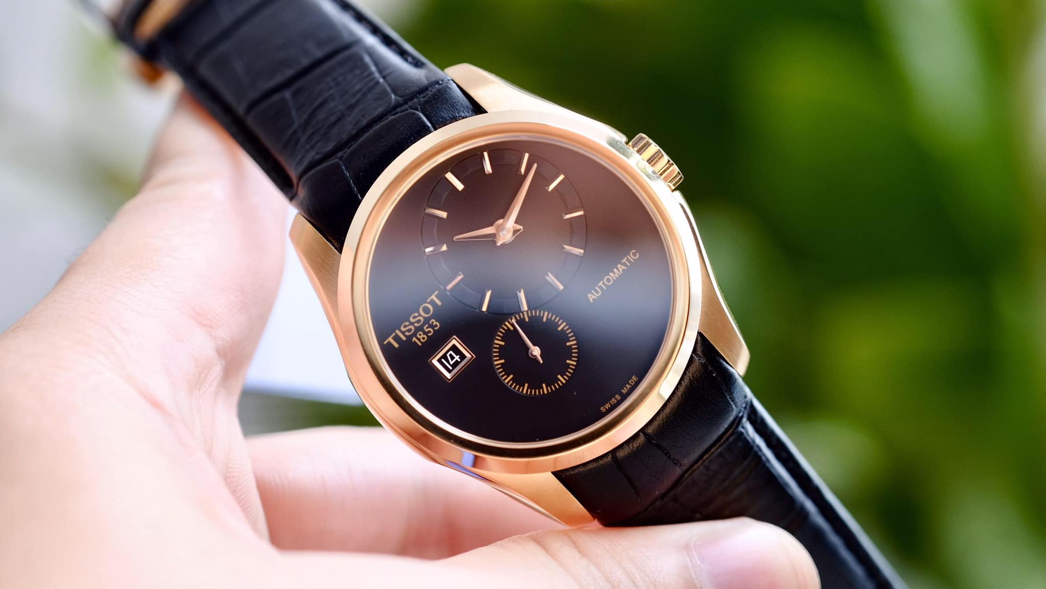 ĐỒNG HỒ TISSOT COUTURIER BLACK DIAL BLACK LEATHER T035.428.36.051.00 ( T0354283605100 )