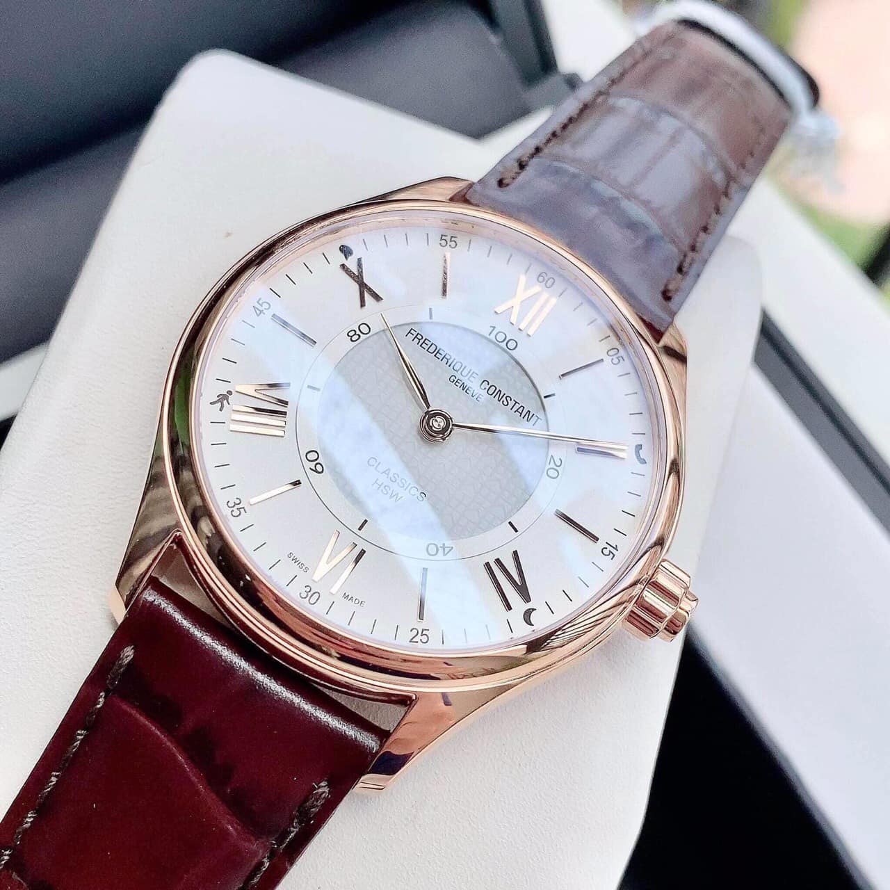 ĐỒNG HỒ  FREDERIQUE CONSTANT SMARTWATCH FC-282V5B4 CLASSICS DÂY DA