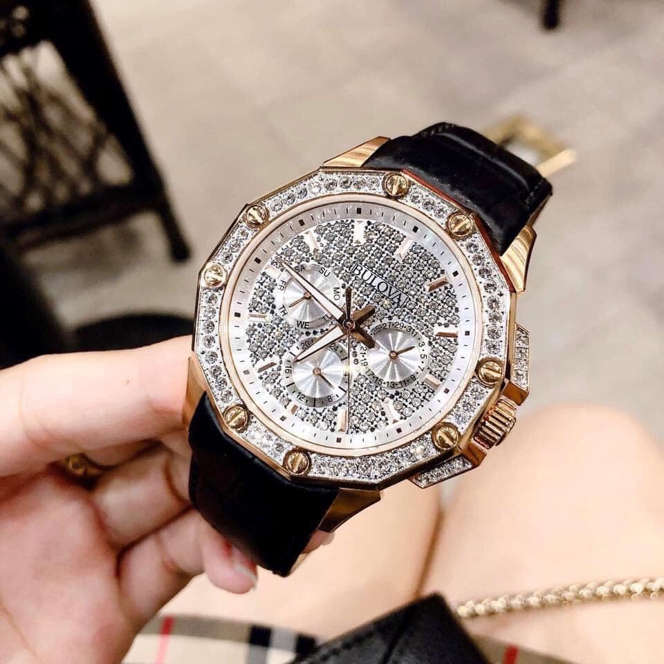 Đồng Hồ Nam Bulova 98C125 Quartz Swarovski Case Rose Gold Dây Da