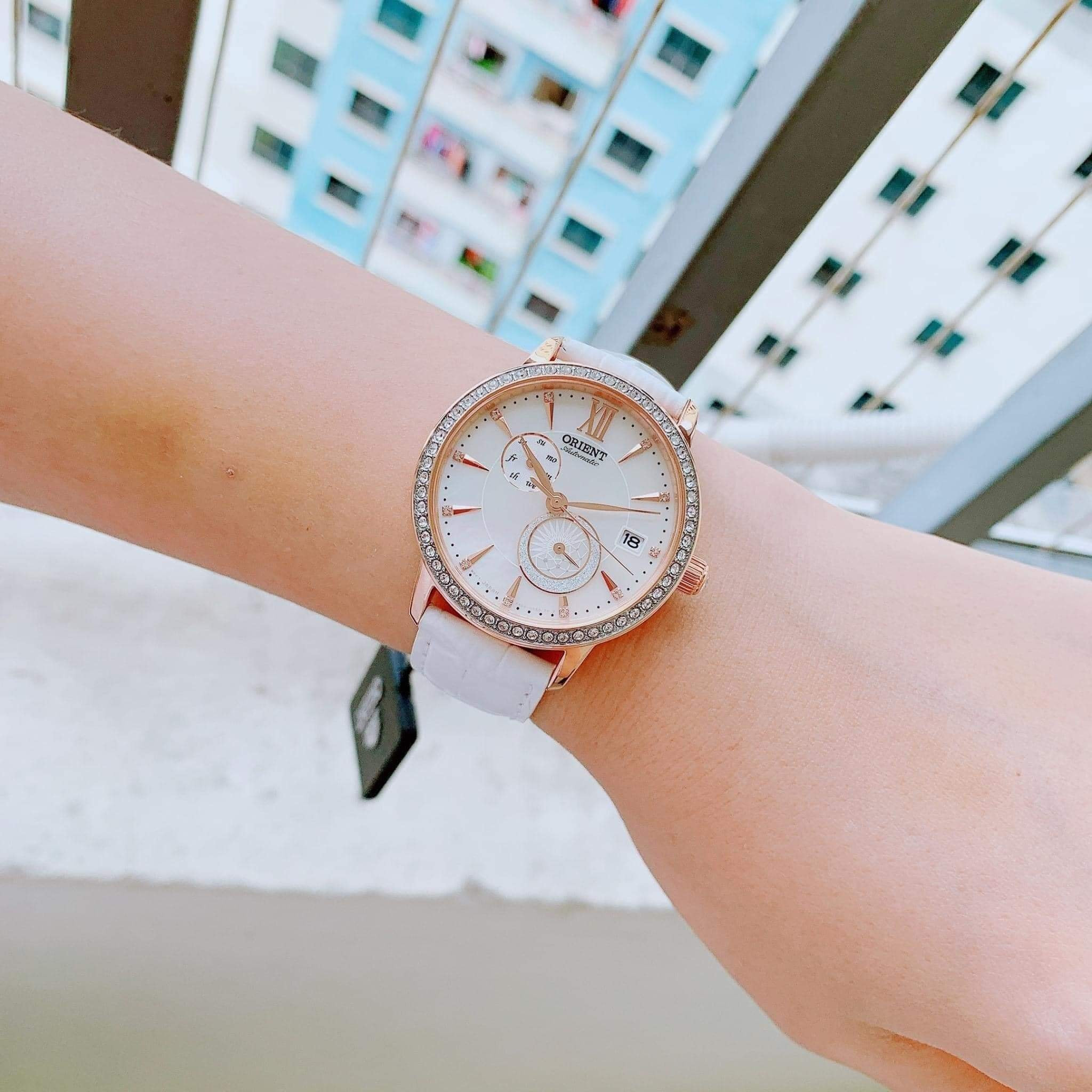 ĐỒNG HỒ NỮ ORIENT RA-AK0004A10B