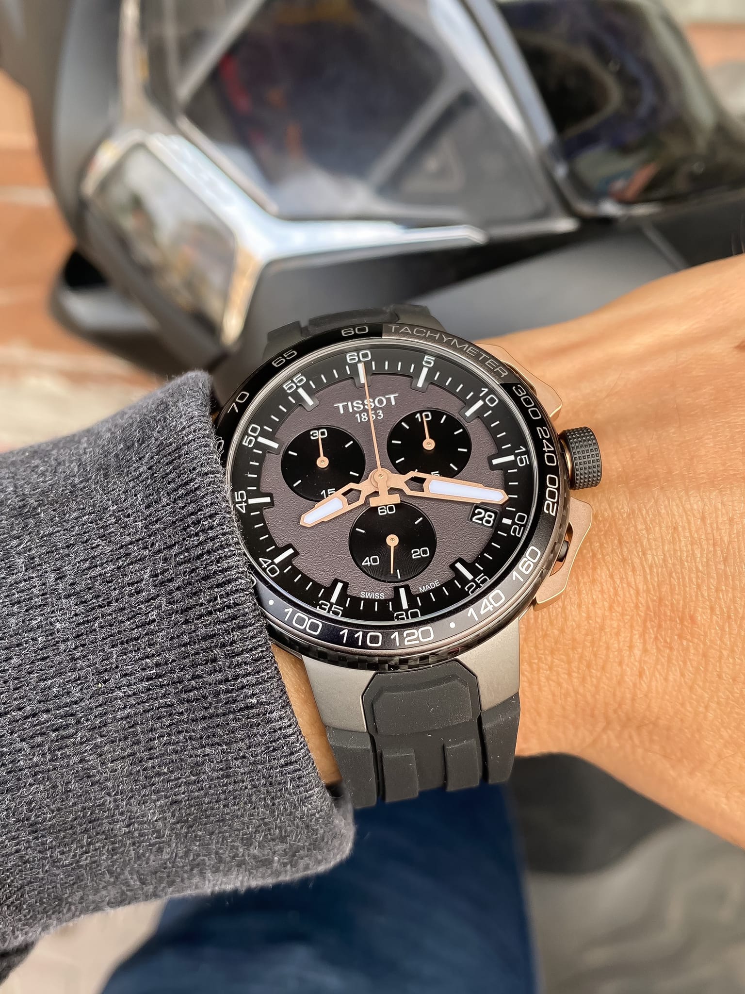 ĐỒNG HỒ NAM TISSOT T111.417.37.441.07 T1114173744107 T-RACE QUARTZ BLACK DIAL DÂY CAO SU