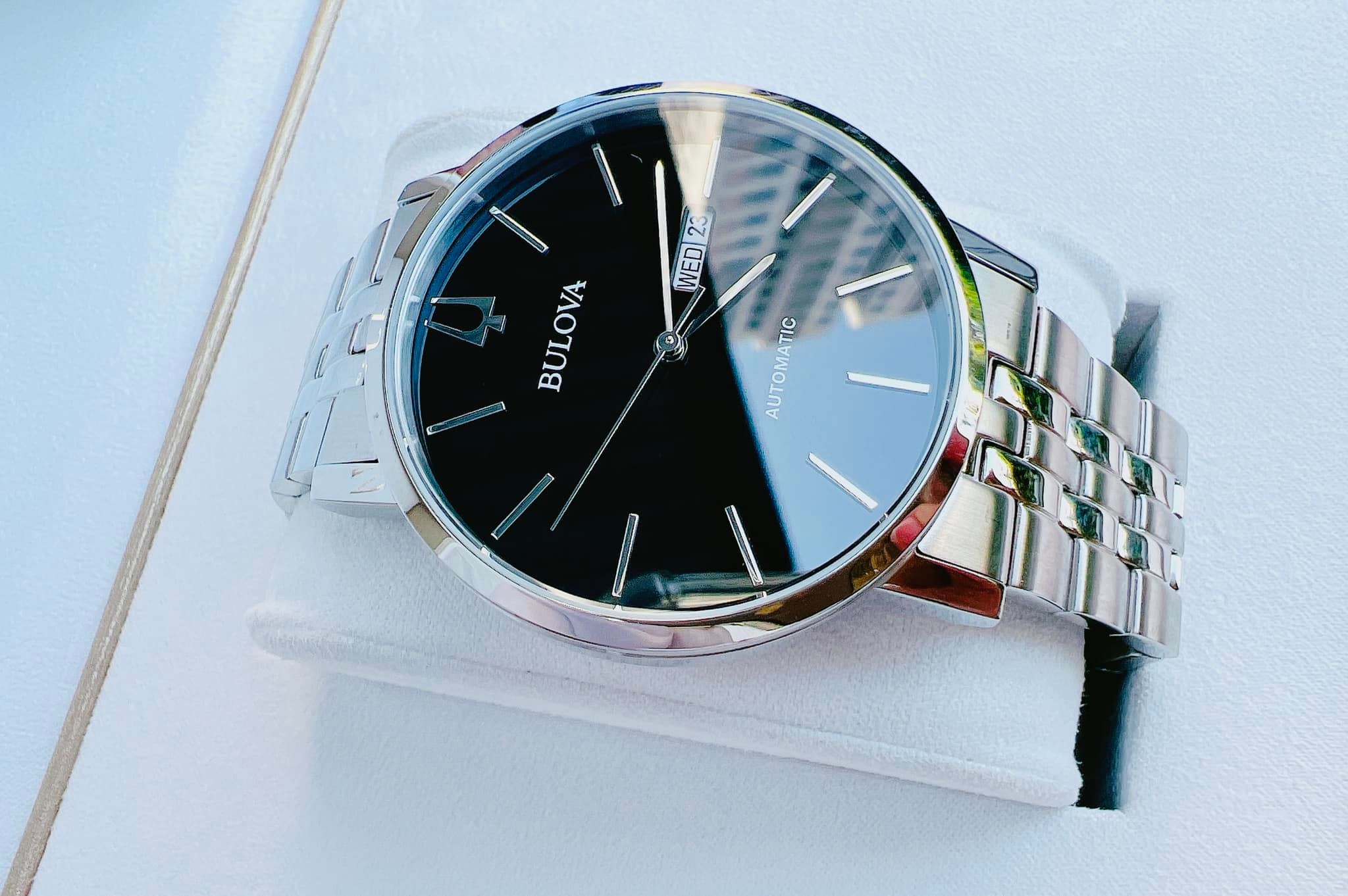 NG H NAM BULOVA 96C132 AUTOMATIC TONE SILVER DAY KIM LO I