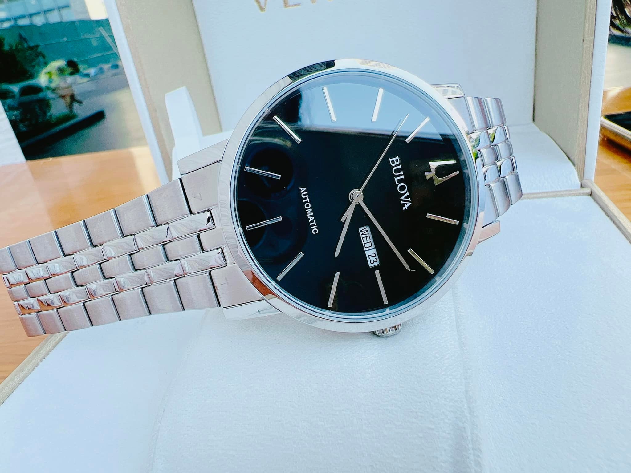 NG H NAM BULOVA 96C132 AUTOMATIC TONE SILVER D Y KIM LO I