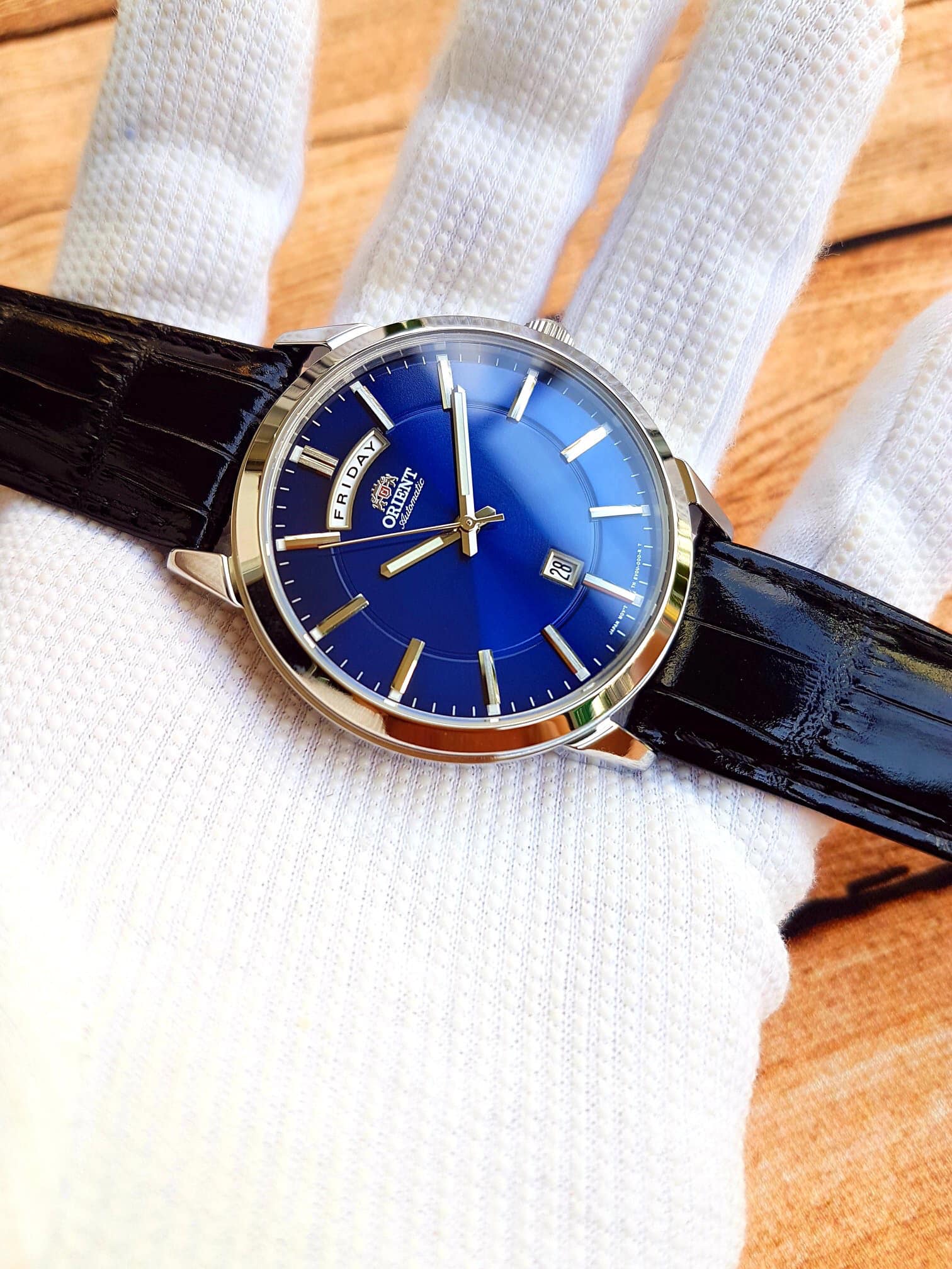 ĐỒNG HỒ ORIENT CLASSIC AUTOMATIC BLUE DIAL FEV0U003DH