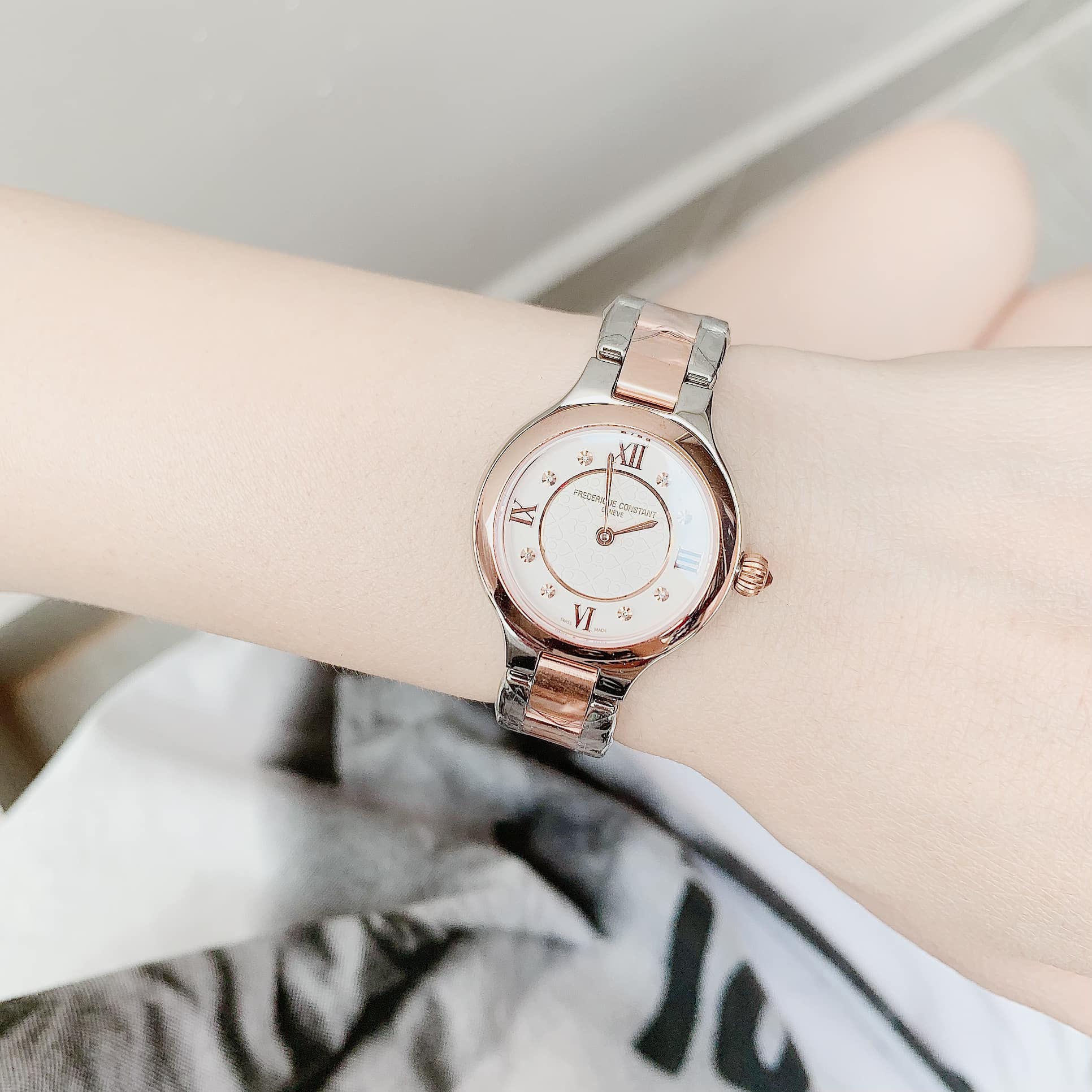 ĐỒNG HỒ NỮ FREDERIQUE CONSTANT FC-200WHD1ER32B CLASSICS DELIGHT