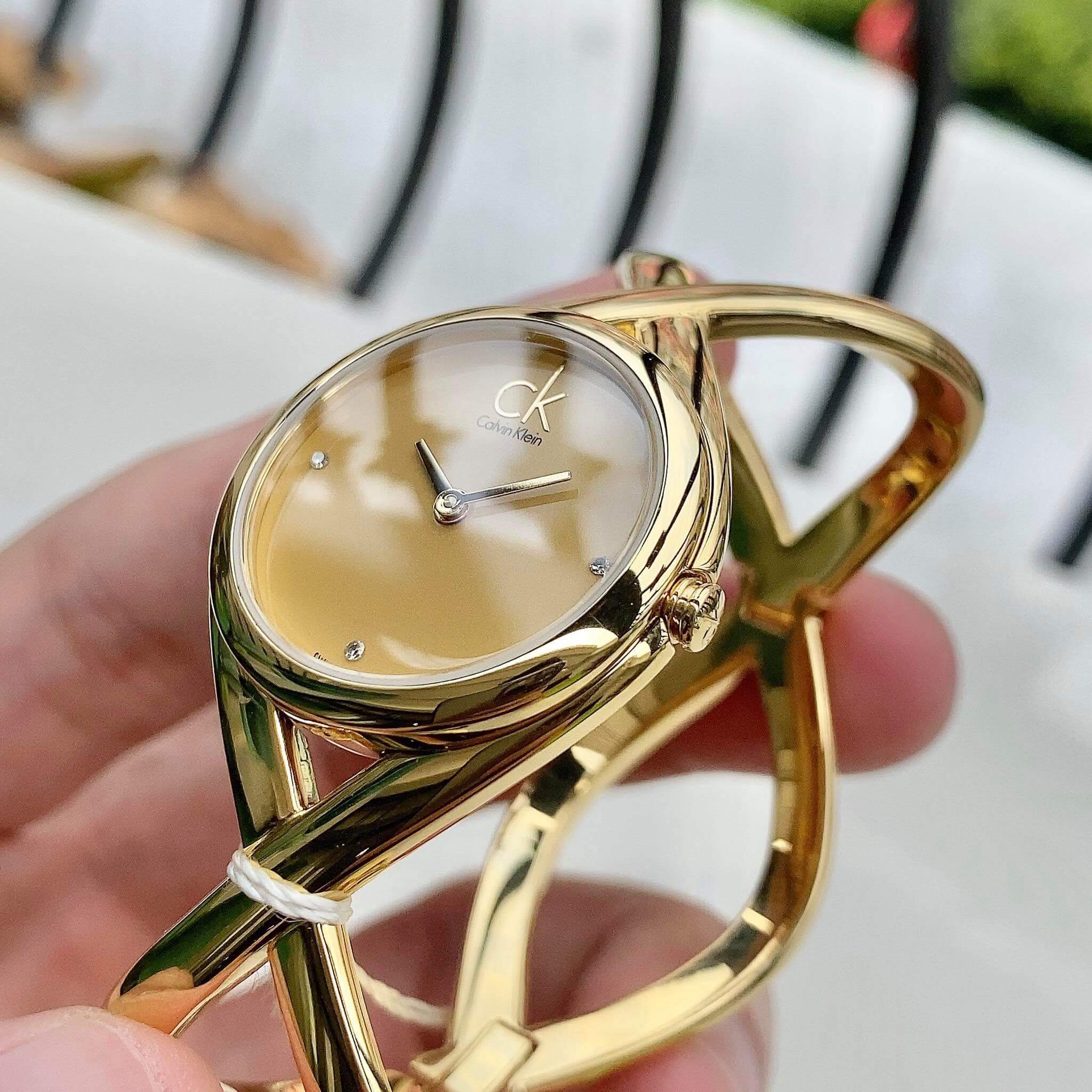 ĐỒNG HỒ NỮ CALVIN KLEIN ENLACE CHAMPAGNE DIAL LADIES K2L24513