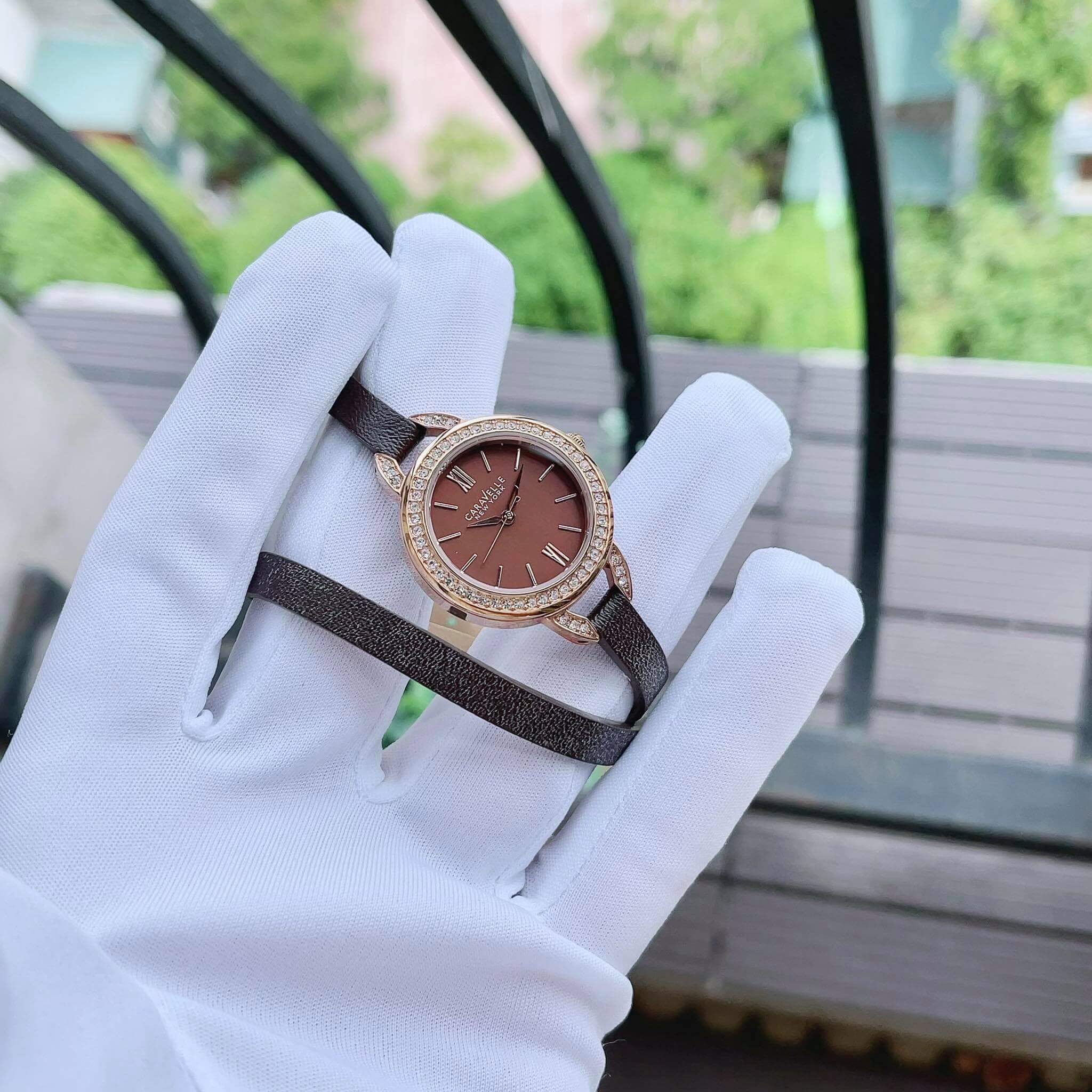 ĐỒNG HỒ NỮ CARAVELLE 44L130 DÂY DA CASE 28MM