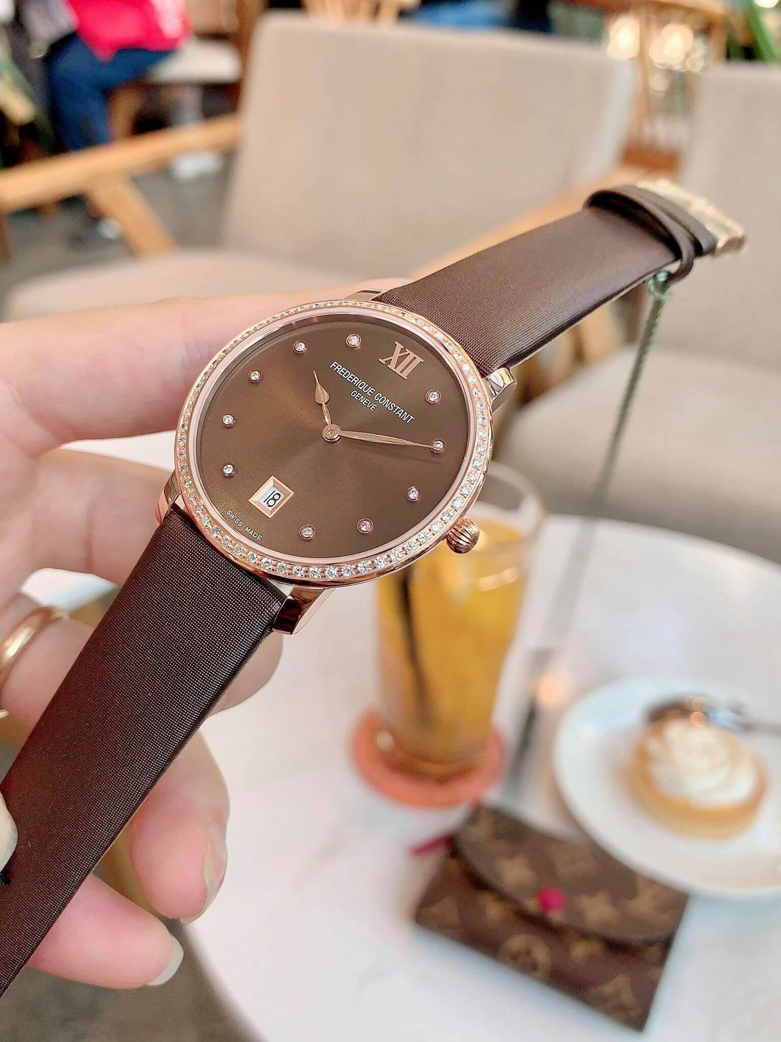 ĐỒNG HỒ NỮ FREDERIQUE CONSTANT SLIMLINE FC-220C4SD34
