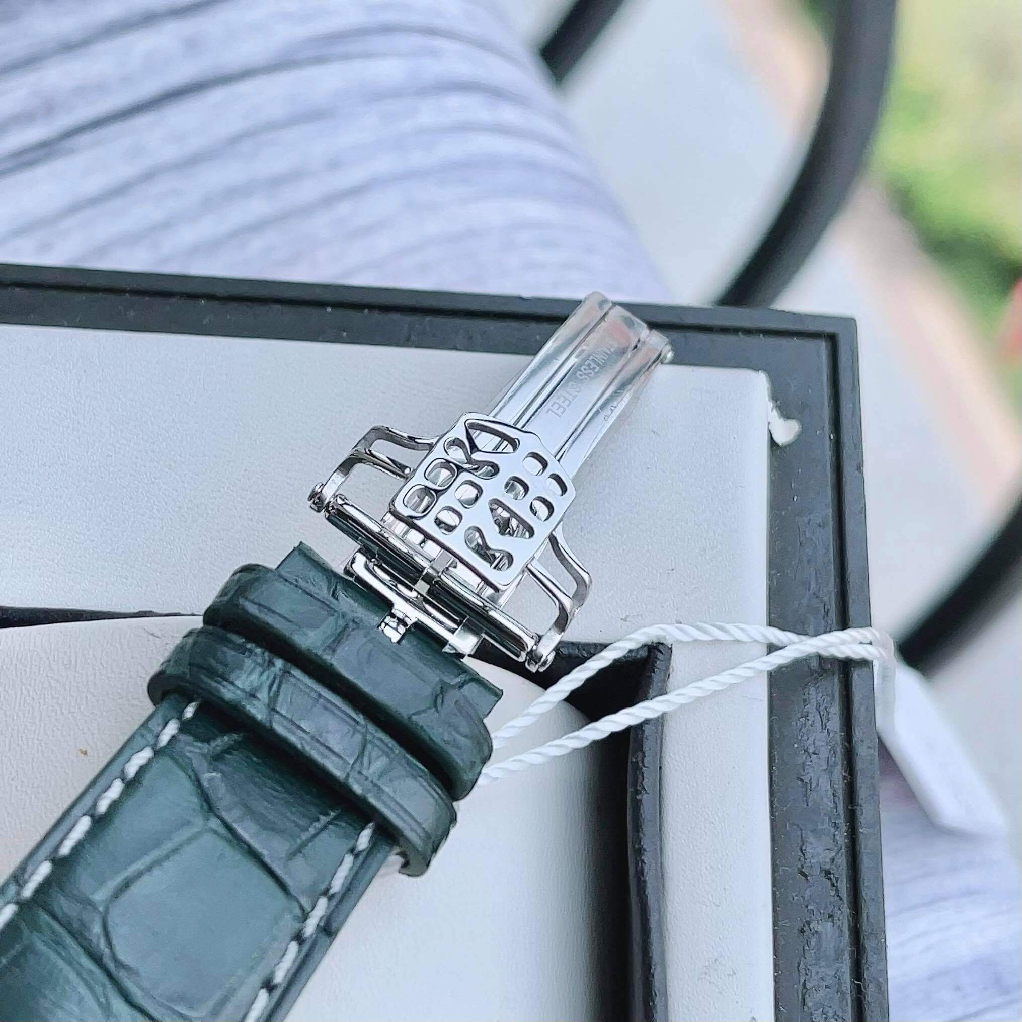 ĐỒNG HỒ FREDERIQUE CONSTANT FC-718GRWM4H6 WORLDTIMER 42MM