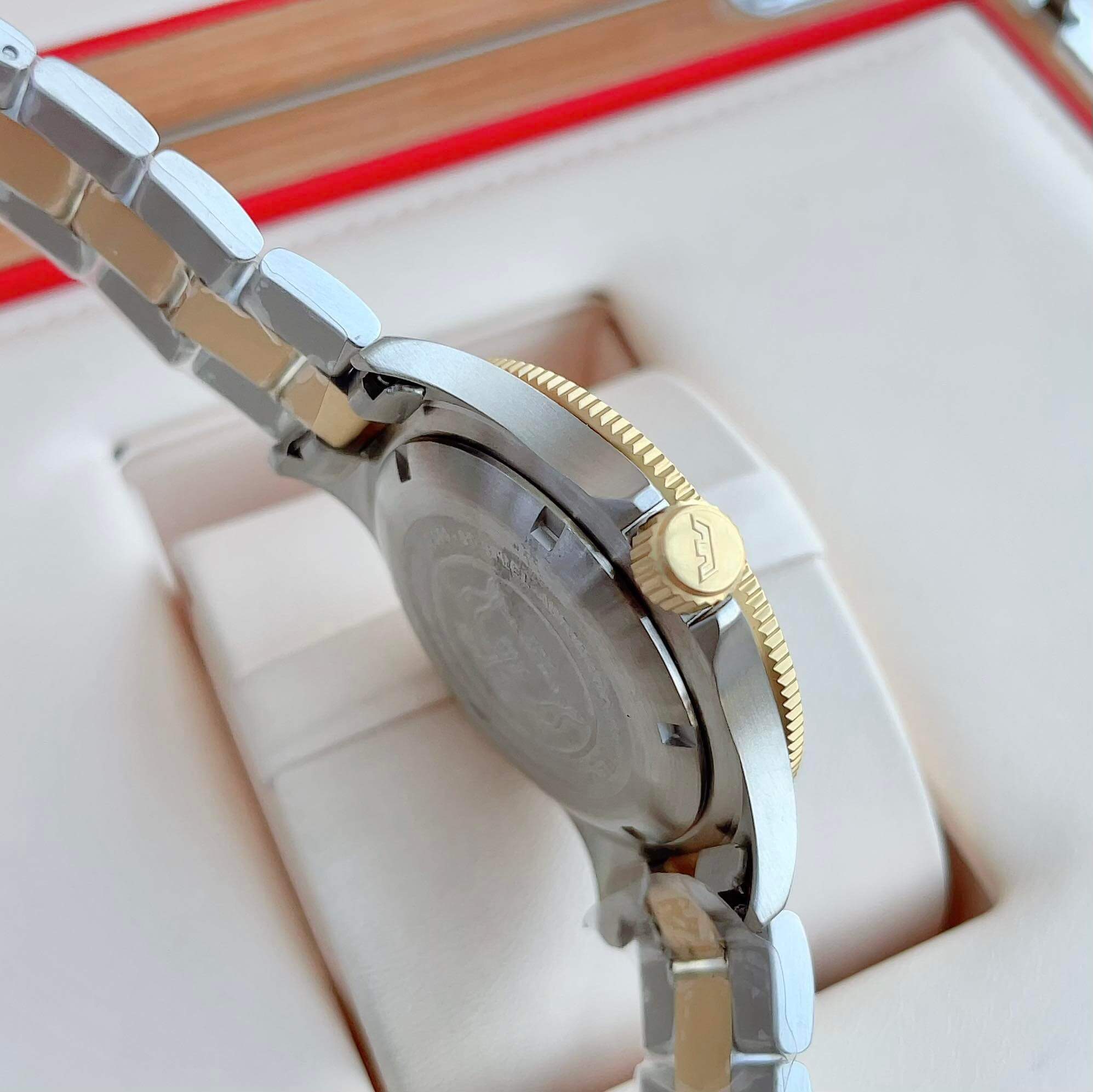 ĐỒNG HỒ NAM GLYCINE GL0259 SIZE 42