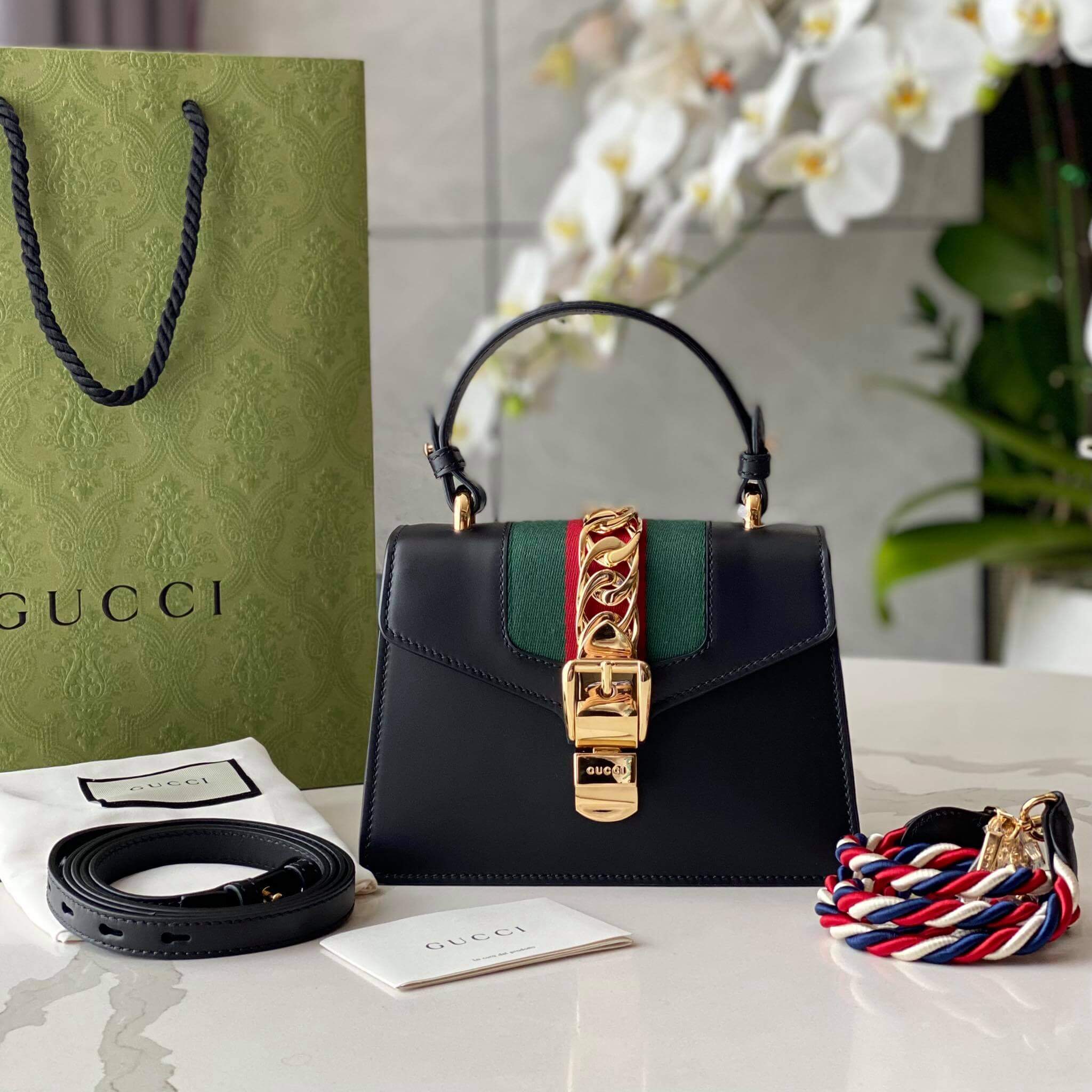 Túi Gucci Women's 470270D4ZAG8015 Black Leather Handbag Túi Gucci Women's 470270D4ZAG8015 Black Leather Handbag
