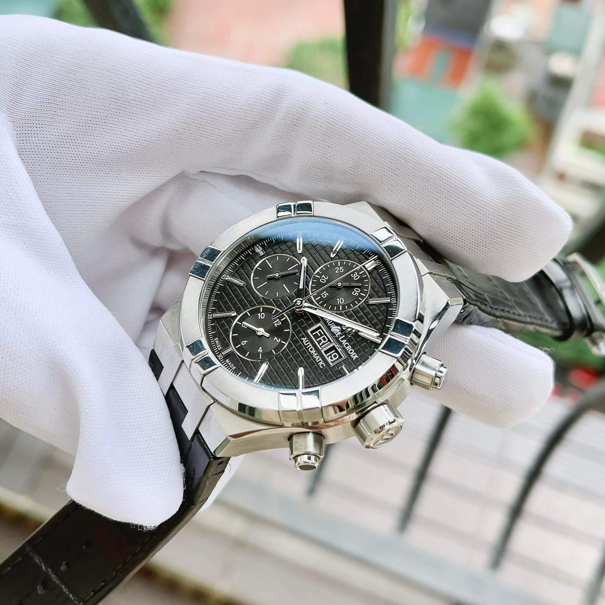 ĐỒNG HỒ NAM MAURICE LACROIX AI6038-SS001-330-1 AIKON AUTOMATIC DÂY DA