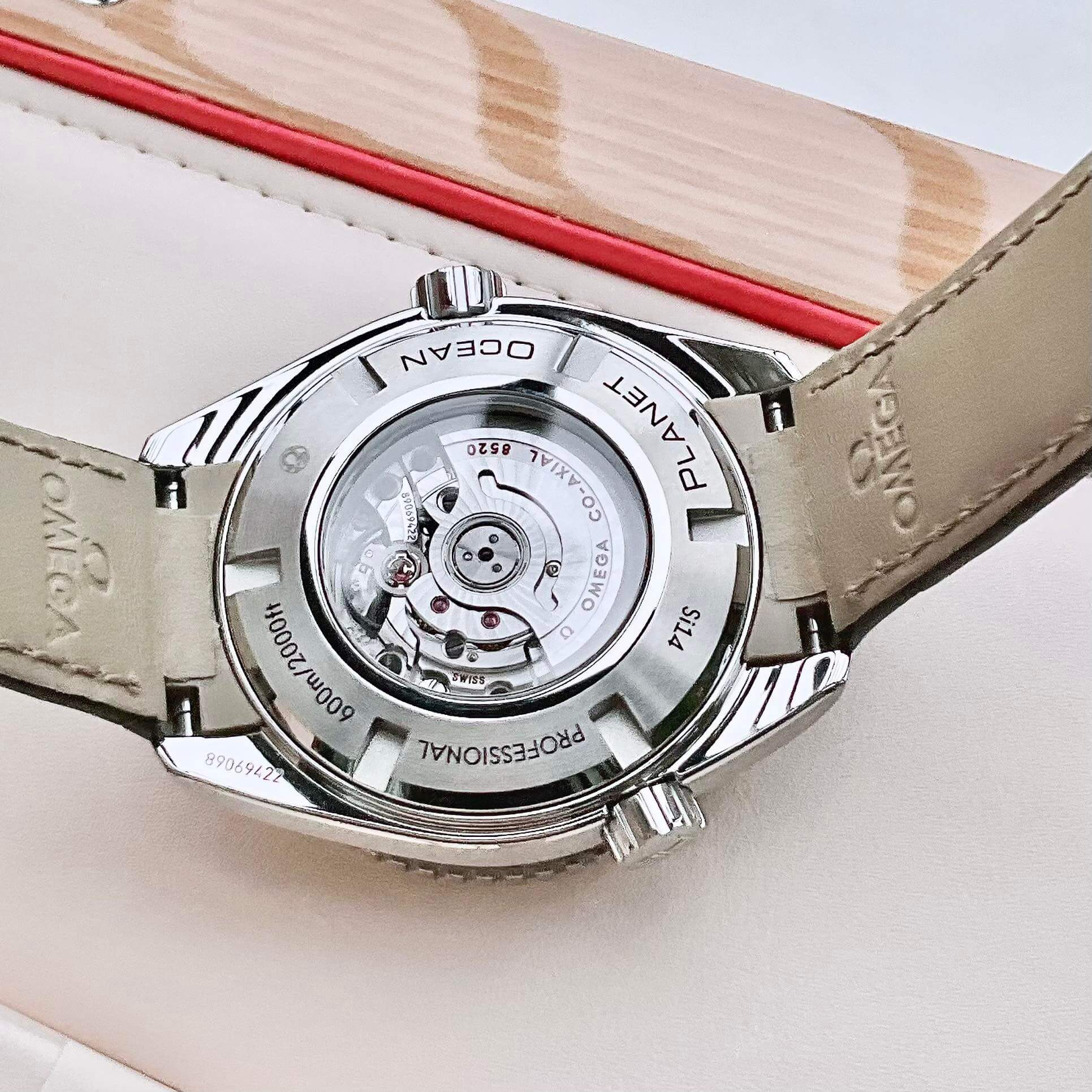 ĐỒNG HỒ NAM OMEGA PLANET OCEAN 232.18.38.20.01.001 (23218382001001) 37MM