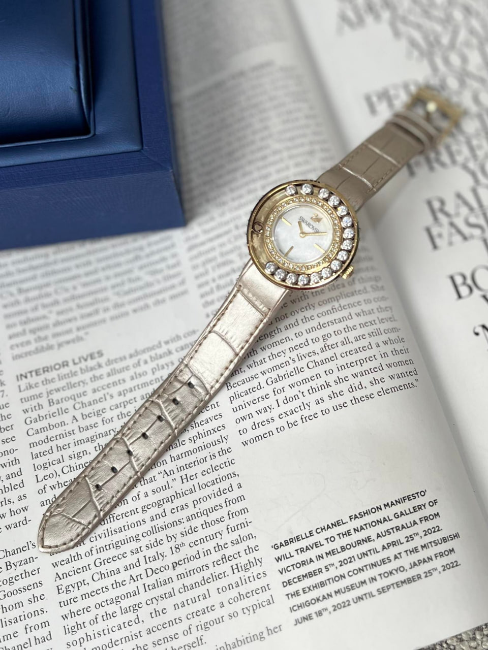 ĐỒNG HỒ NỮ SWAROVSKI 5027203
