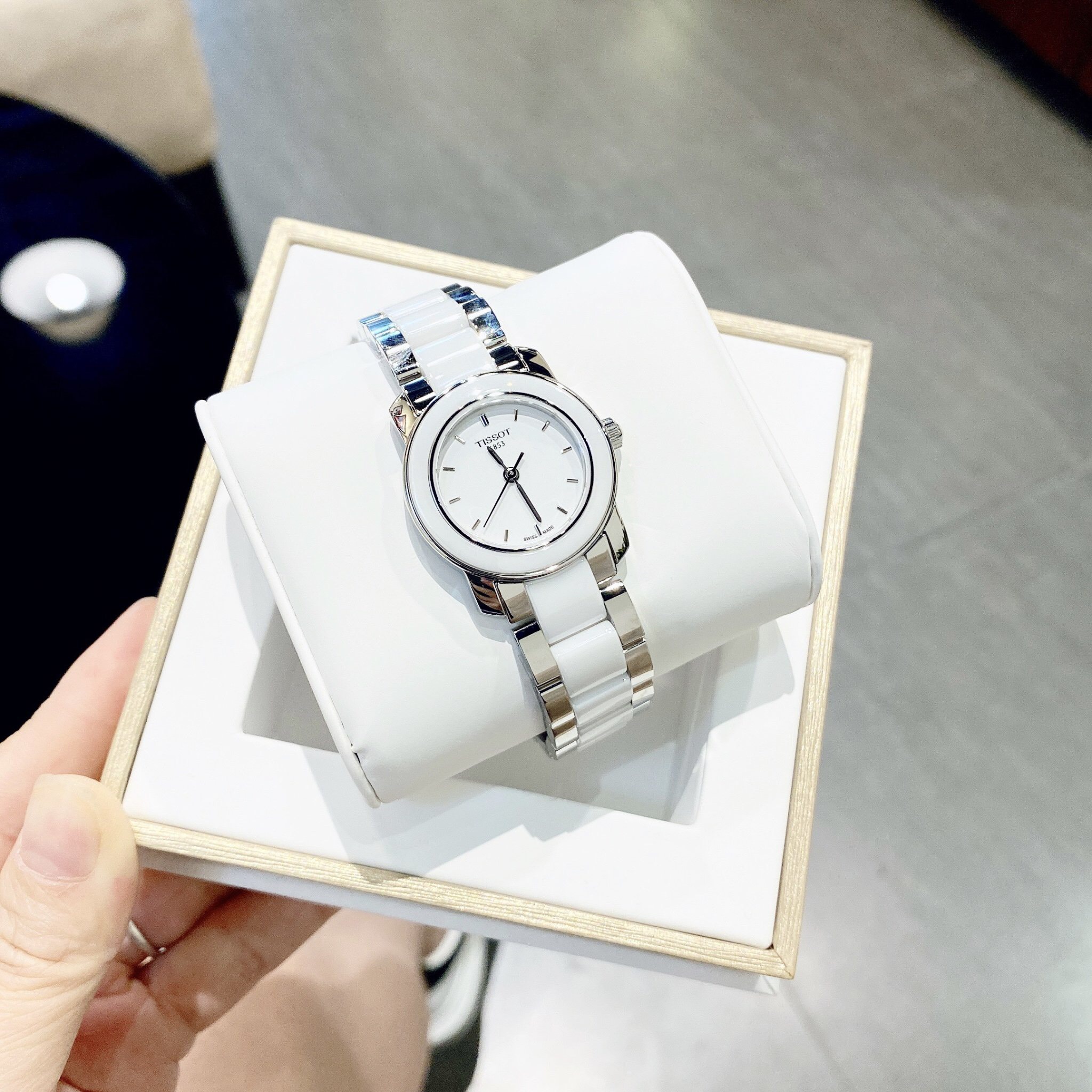 ĐỒNG HỒ TISSOT WHITE CERAMIC LADIES WATCH - Main Image