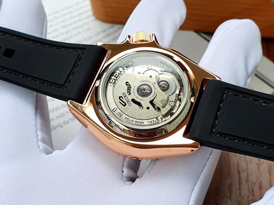 ĐỒNG HỒ NAM SEIKO 5 SPORT SRPD76K1 AUTOMATIC CASE ROSE GOLD DÂY CAO SU