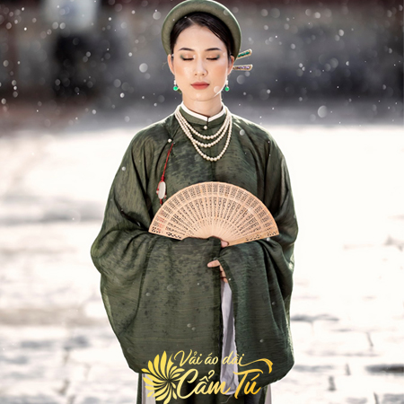 Áo Dài - Biểu Tượng Văn Hoá Gắn Với Hình Tượng Phụ Nữ Việt Nam