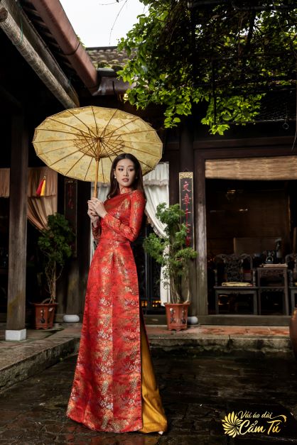 Lụa Cao Cấp KV0097 Gấm Thô Màu Đỏ Hoa Văn