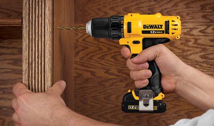 Máy khoan pin Dewalt có xuất xứ từ nước nào? Có tốt không?