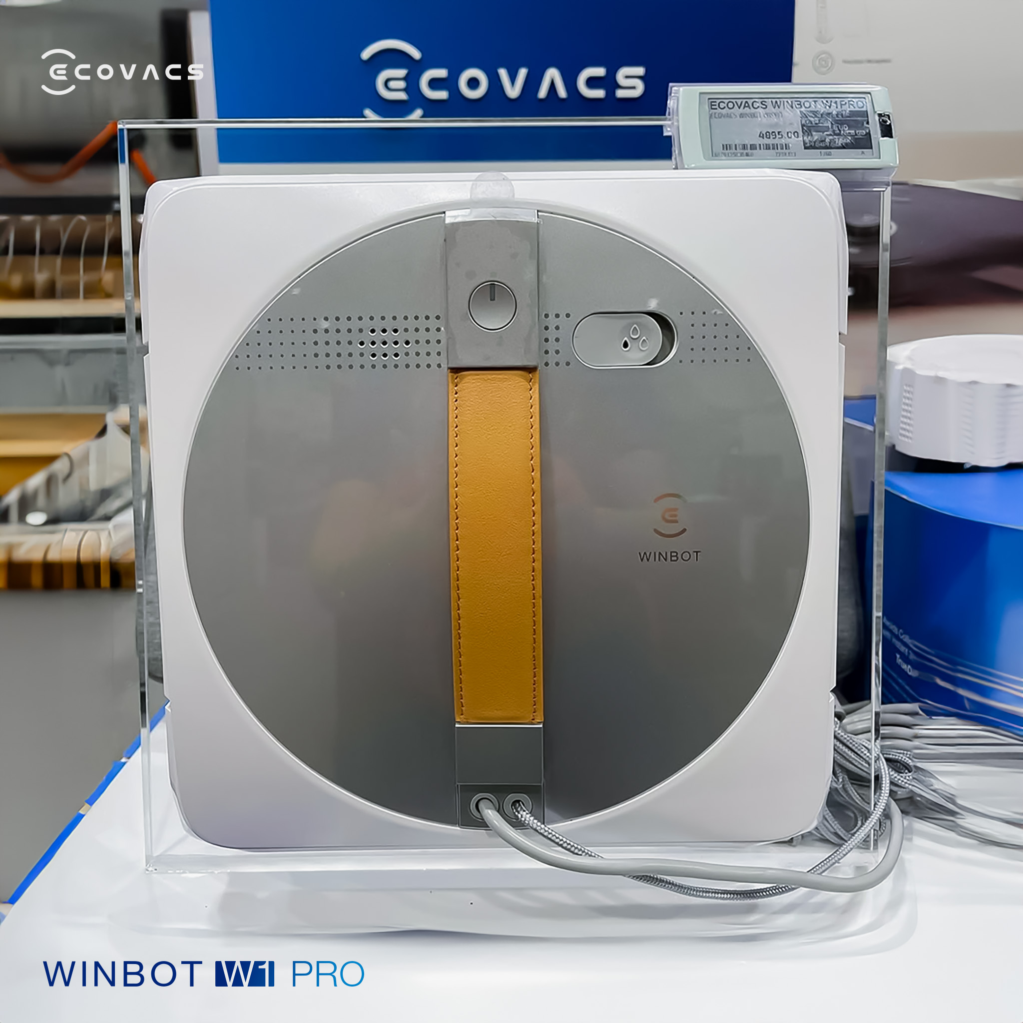 Robot lau kính Ecovacs Winbot W1 Pro