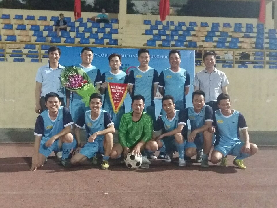 Trận mở màn Giải bóng đá HUD3 2016: Vạn sự khởi đầu nan