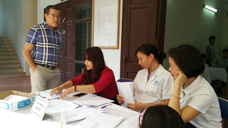 Công ty HUD3.3 tổ chức khám sức khỏe thường niên 2016