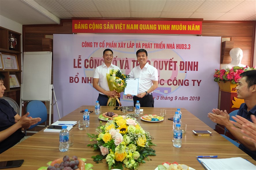 BUỔI LỄ CÔNG BỐ QUYẾT ĐỊNH BỔ NHIỆM PHÓ GIÁM ĐỐC CÔNG TY