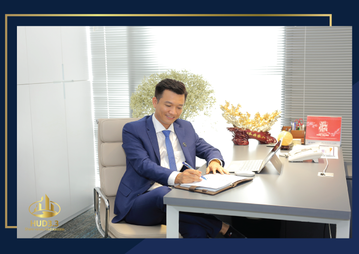 Ông: Bùi Mạnh Hùng 