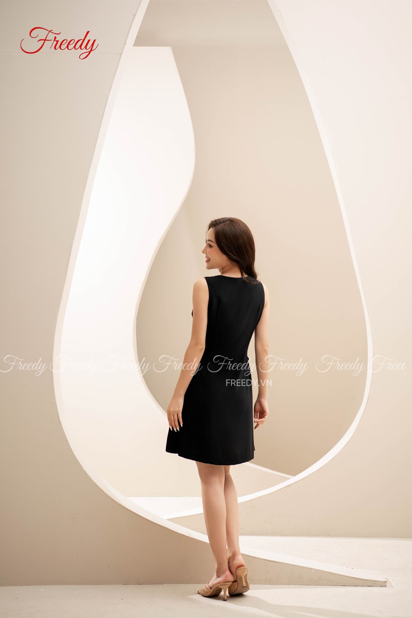phong cách Hàn Quốc Váy 2 Dây Thời Trang Lệch Tà Thắt Eo Cá Tính, Đầm 2 Dây  Màu Đen Dự Tiệc, Váy Hai Dây Thiết Kế Lệch T | Shopee Việt Nam