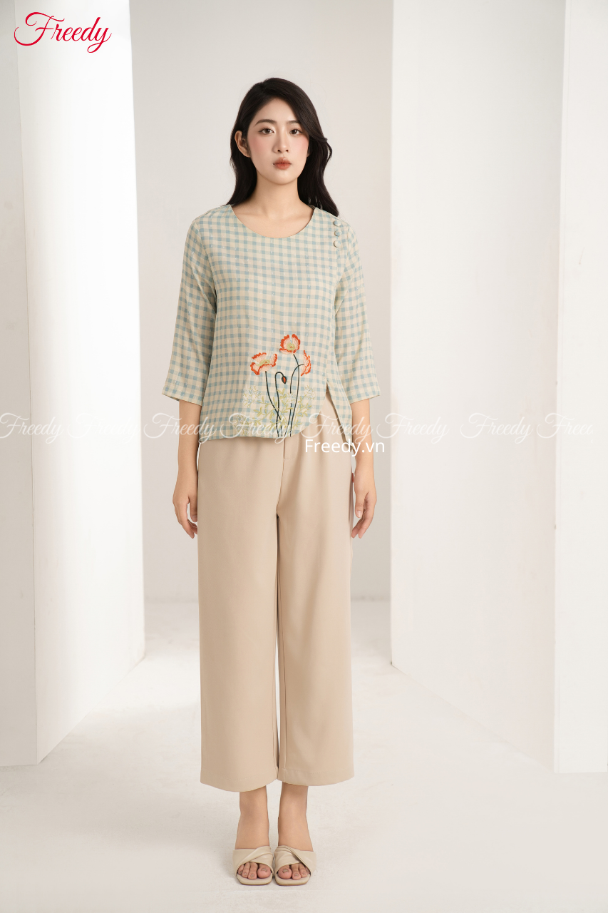 Bộ dài tay nữ thêu vạt tròn xẻ - WBD2407