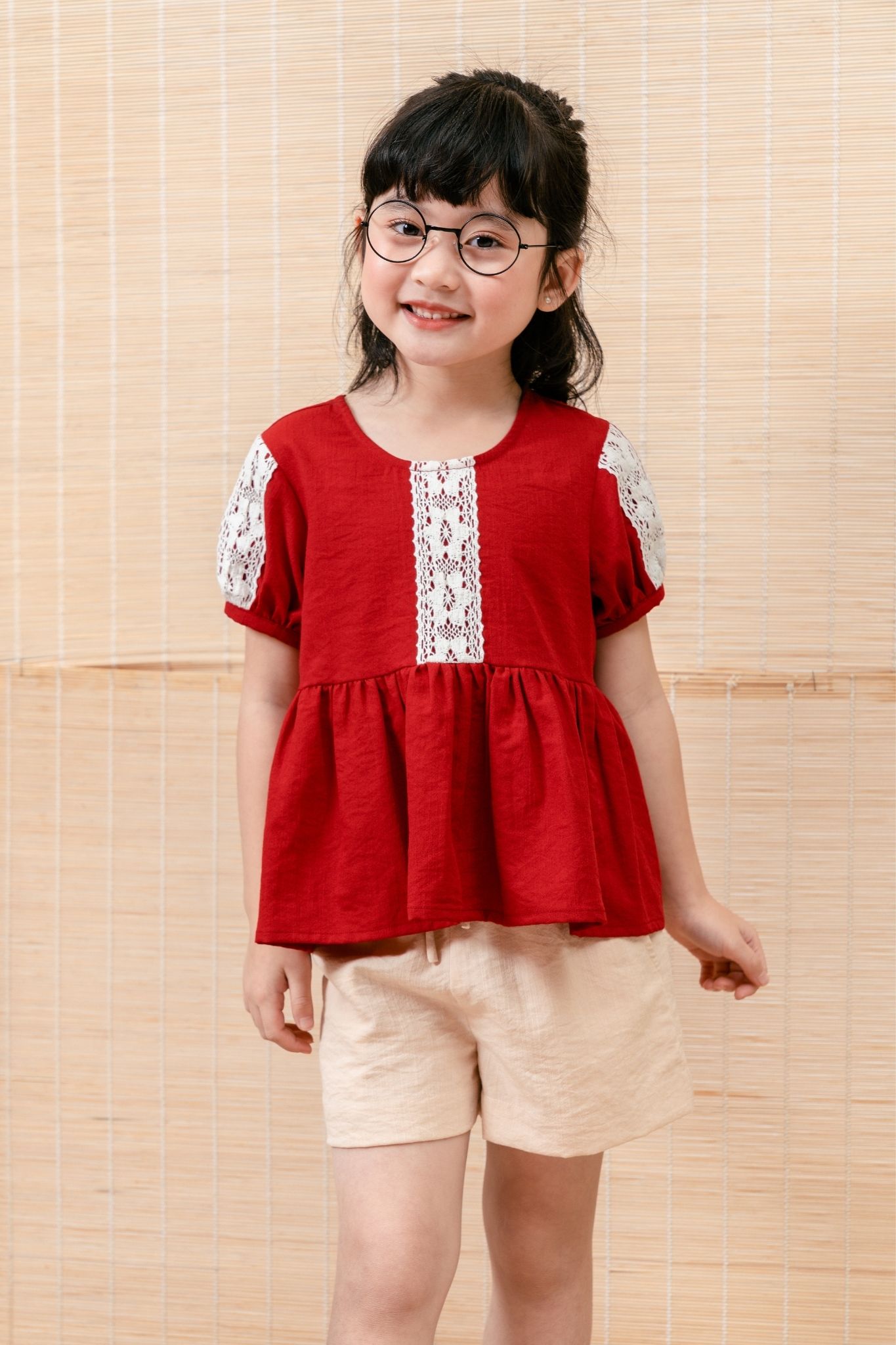 Áo ngắn tay bé gái phối ren hoa - KAN2204