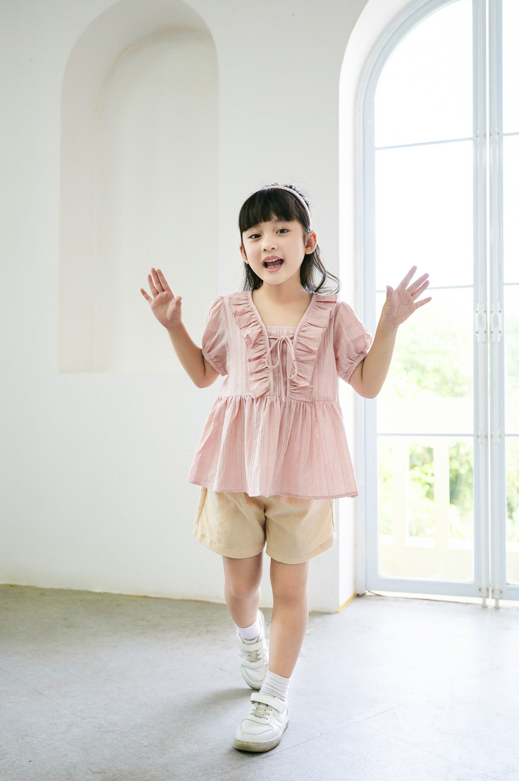 Áo ngắn tay be gái hồng bèo cổ - KAN2211
