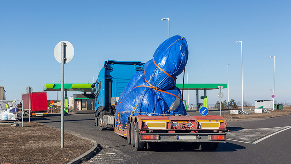 Giảm thiểu Ăn mòn cho Vận chuyển Hàng hóa Bằng Xe Sàn Phẳng: Giải pháp Logistics Hiệu quả