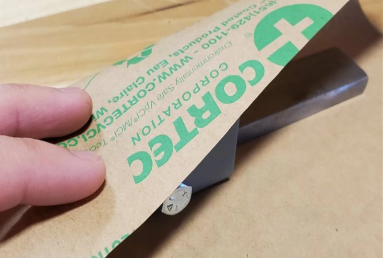 Bao bì chống rỉ VpCI®: Màng túi PE vs Giấy: Loại nào phù hợp cho bạn? (Phần 1.)