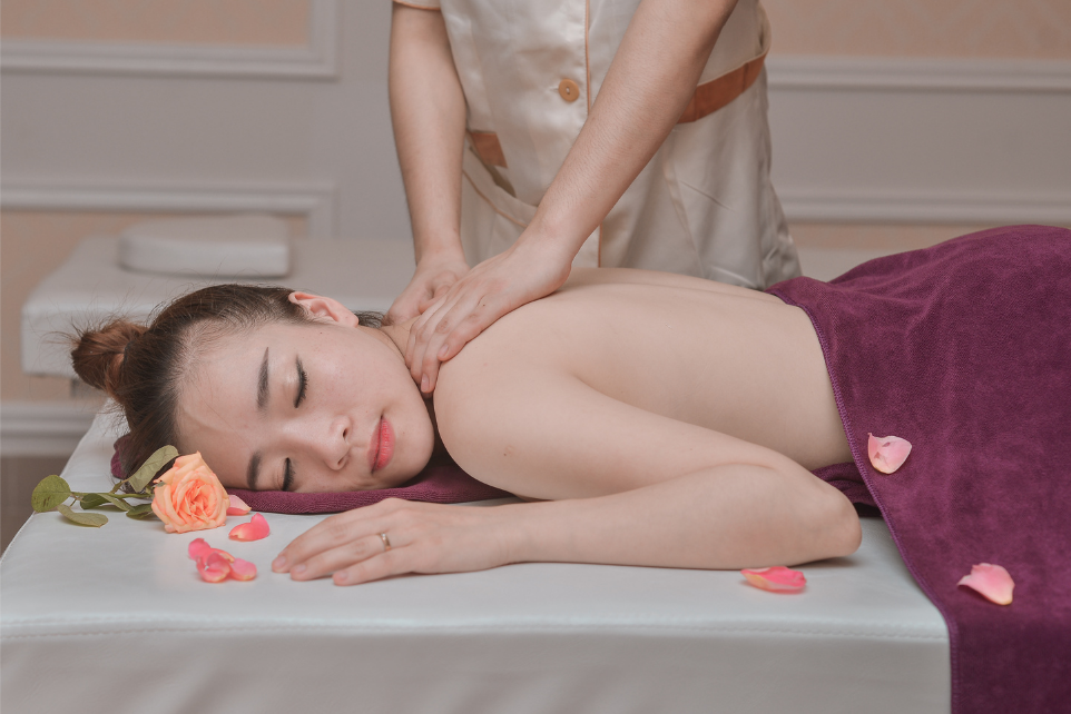 Vai gáy thông, không tê tay