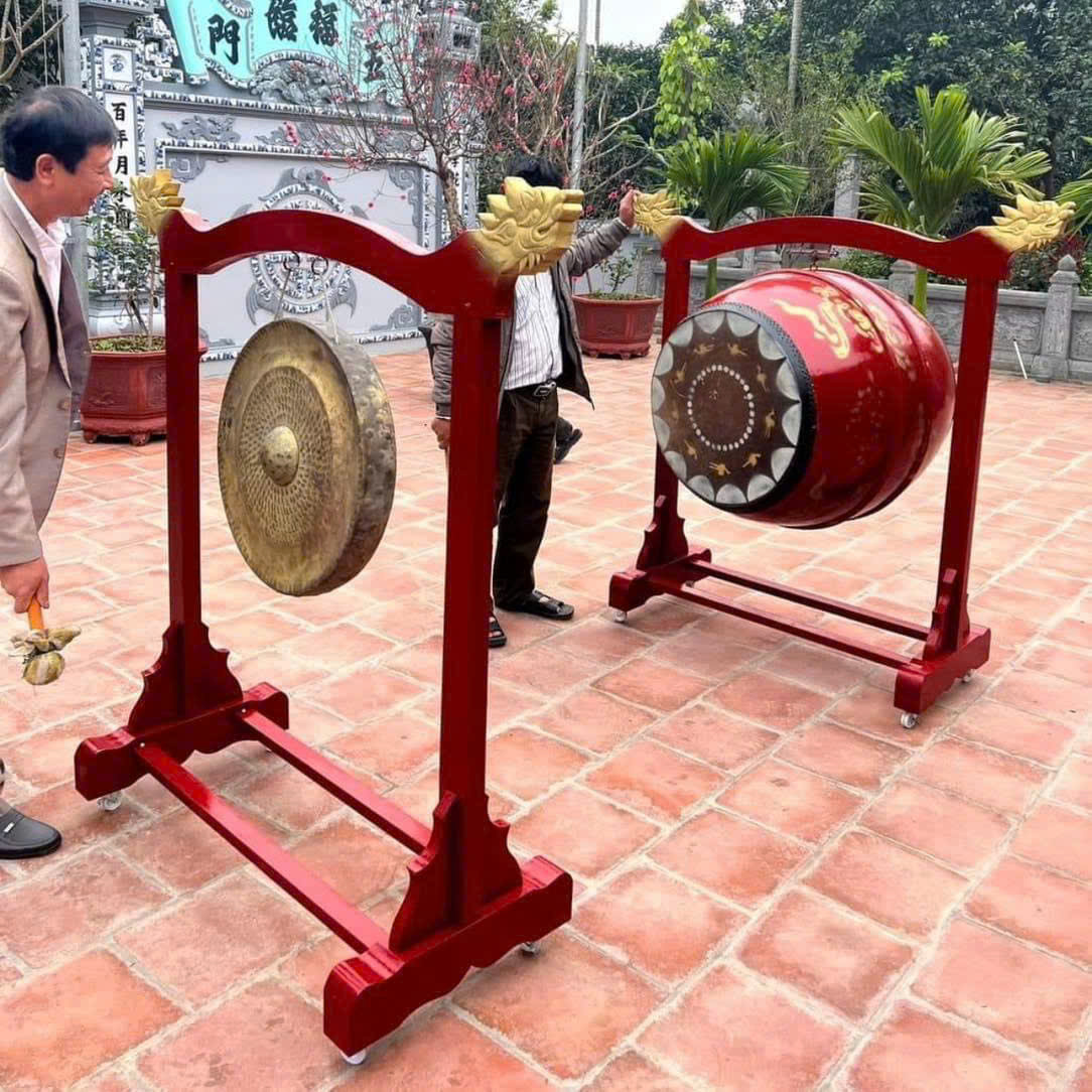 Bộ Trống _ Chiêng Đình Làng Gỗ Tự Nhiên / Sơn đỏ theo yêu cầu