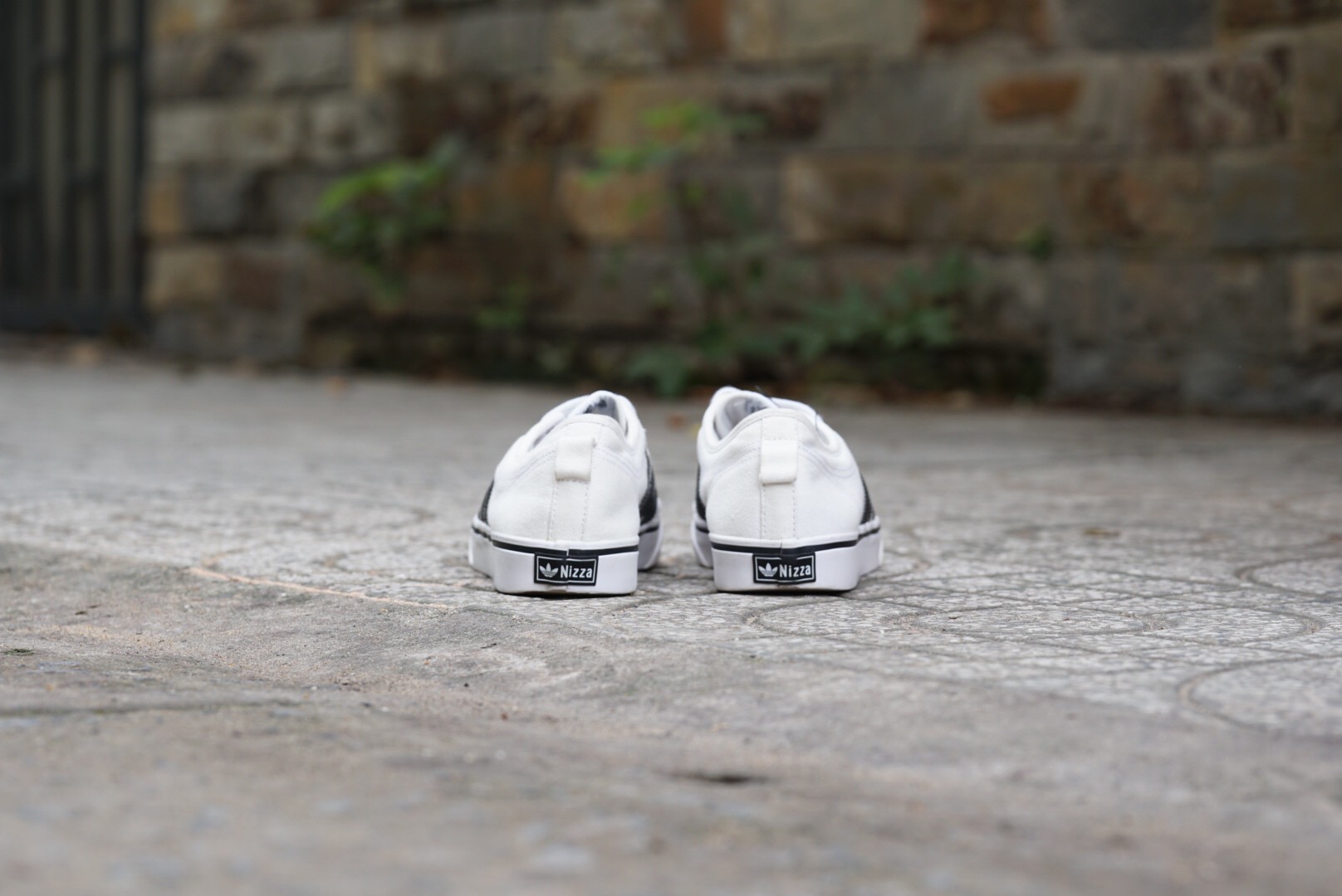 superstar 2 enfant blanche