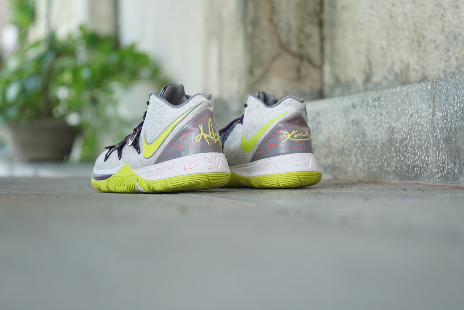 2hand NIKE KYRIE 5 MAMBA MENTALITY A02919 102 GIAY C CHINH HANG